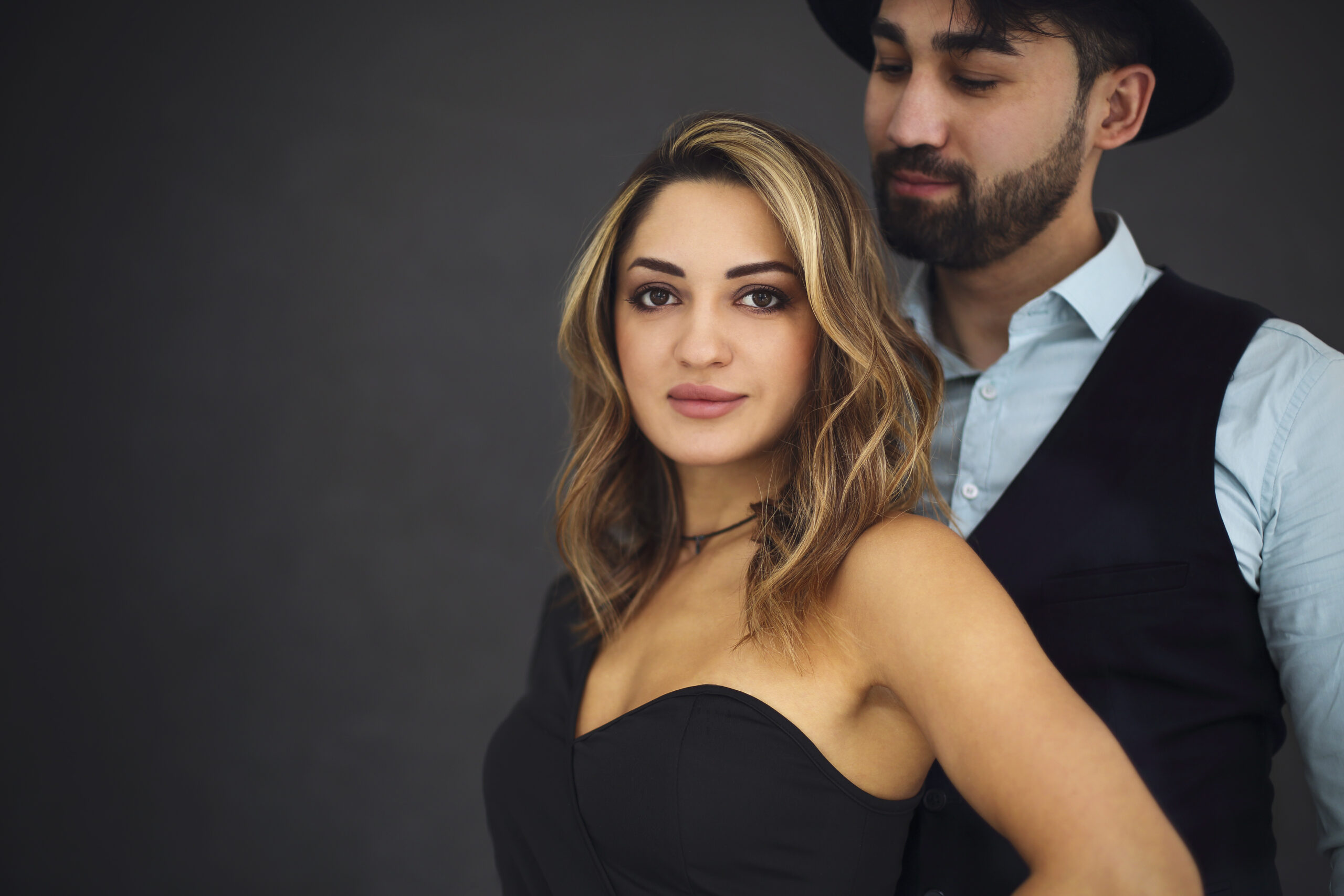 Expert Advice to Master Jewish Networking and Dating Across the UK - jewish couple