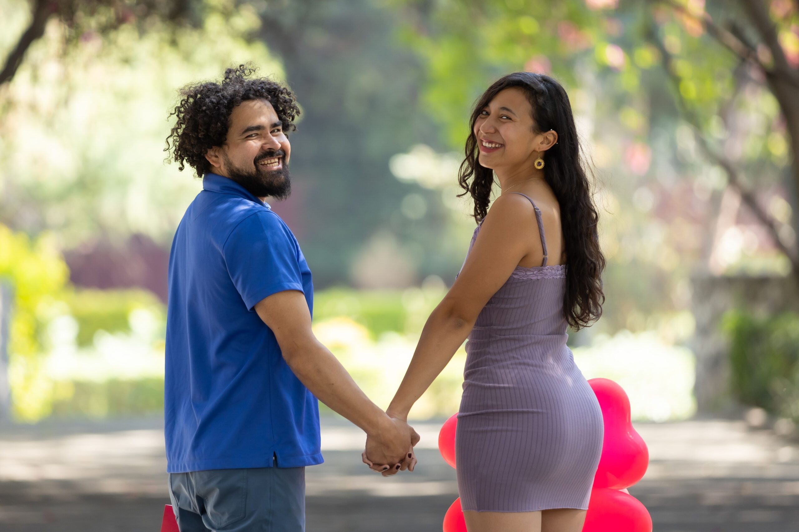
When to Start Dating After Divorce - couple holding hands in park