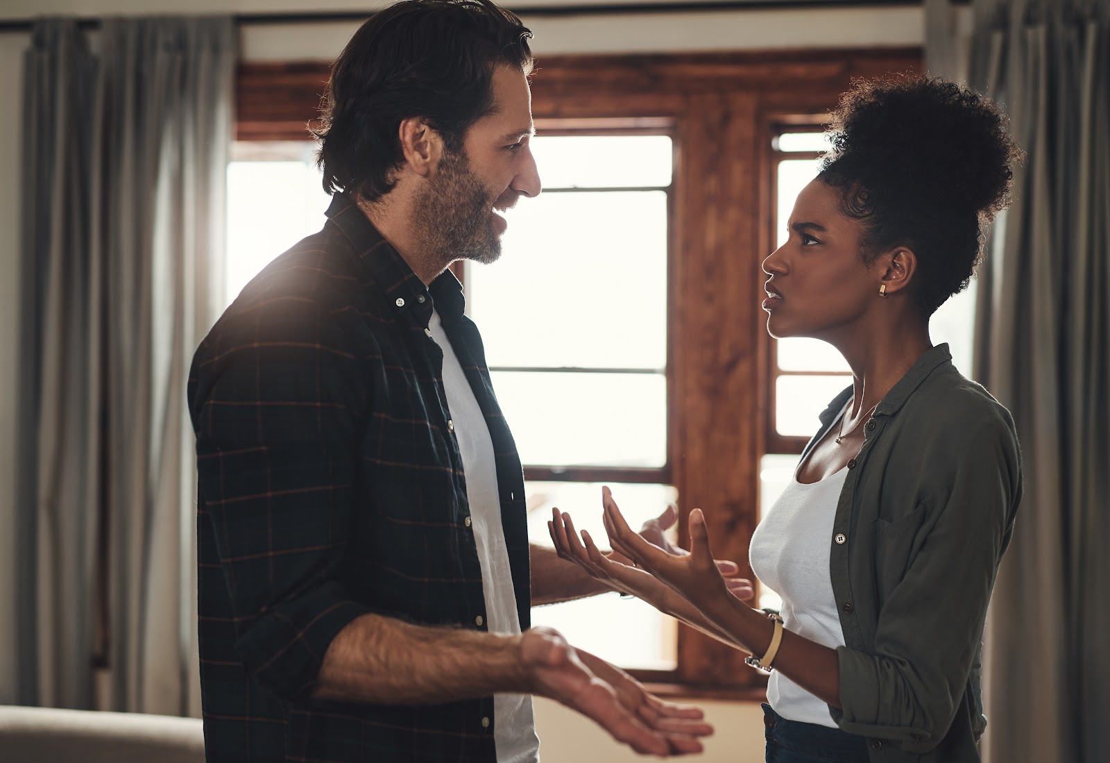 First Date Red Flags You Should Never Ignore