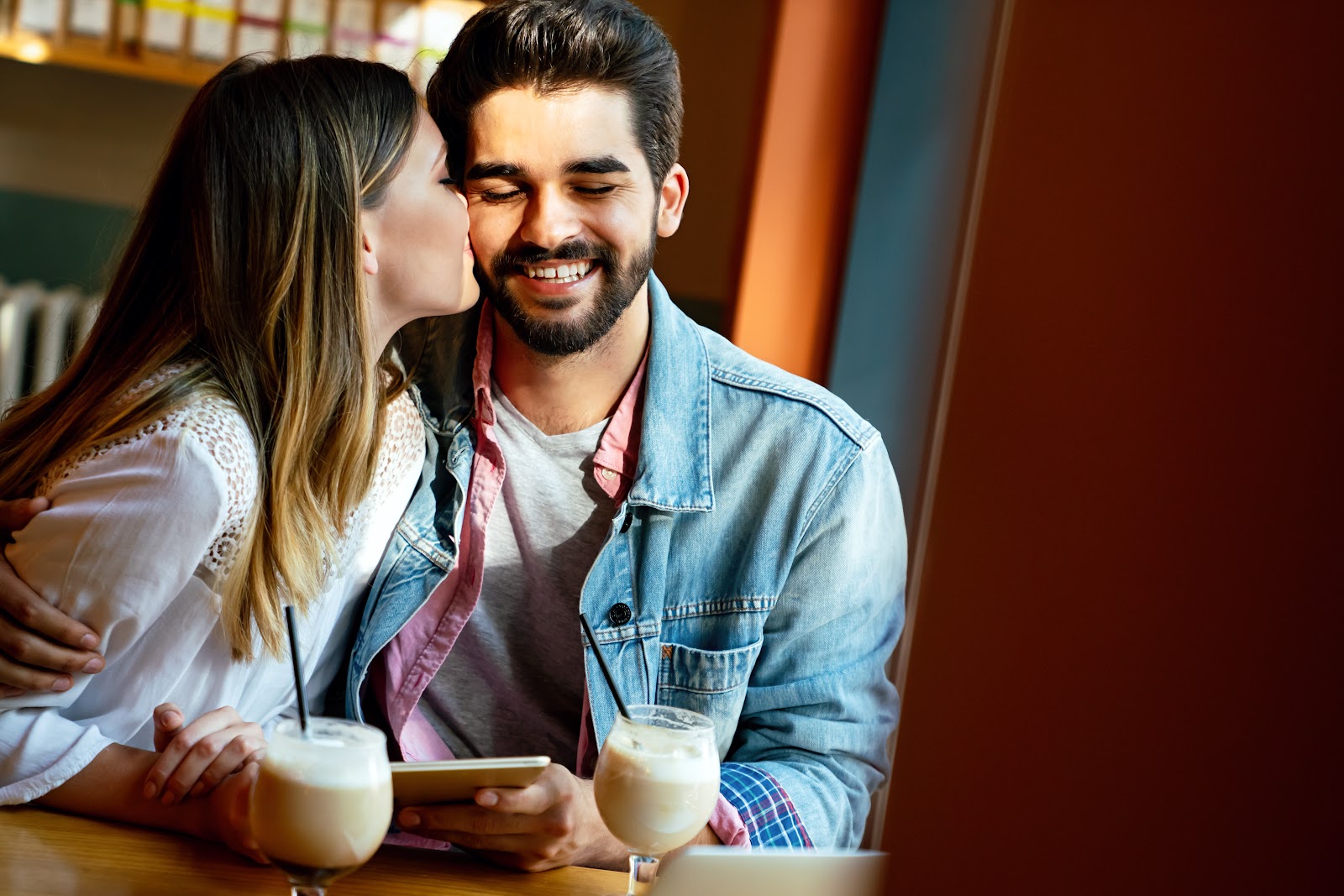 How to Bring Back the Spark in a Relationship Again