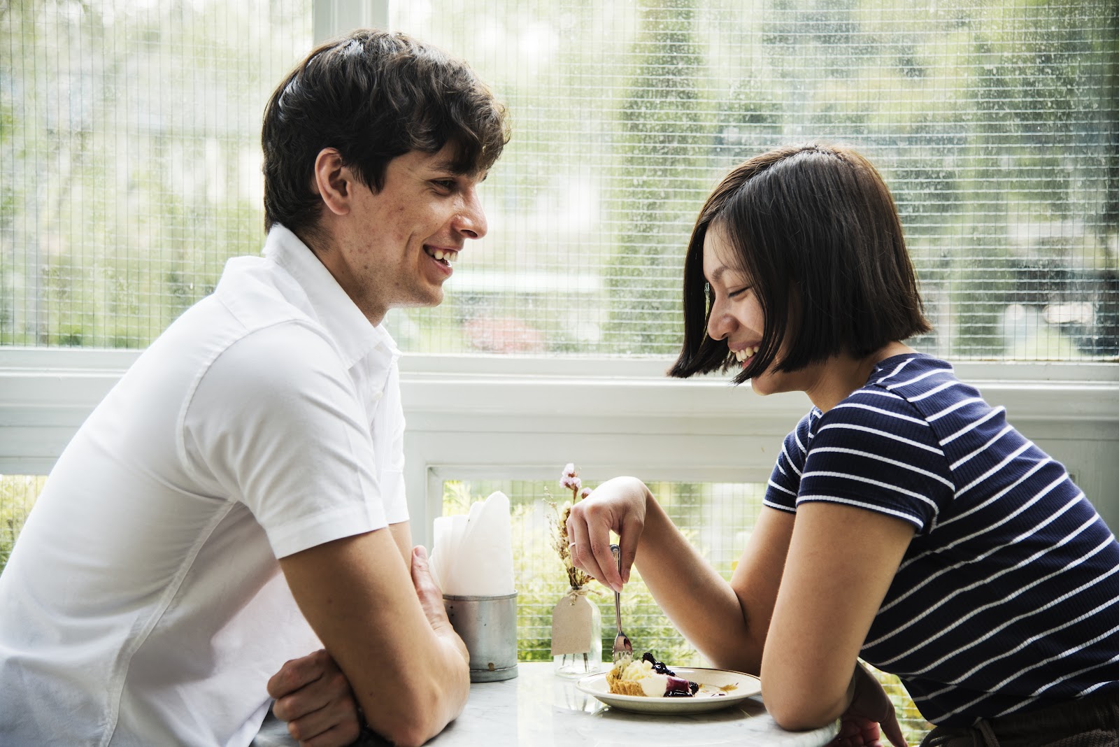How to Get the Guy You Want Without Losing Yourself