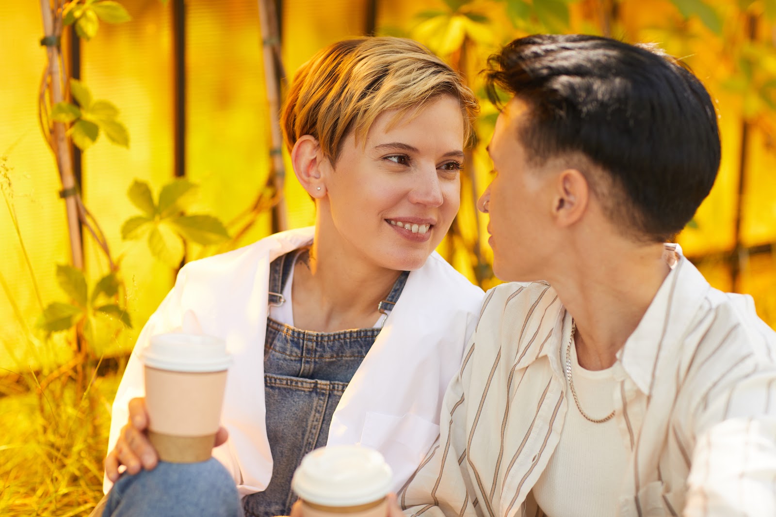 How to Know if a First Date Went Well: 10 Clear Signs