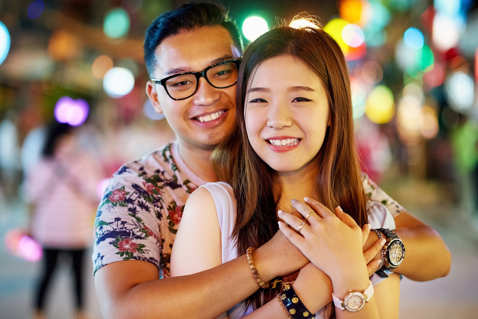 How to Tell if Someone Is Flirting With You: Key Signs How to Tell if Someone Is Flirting With You: Key Signs