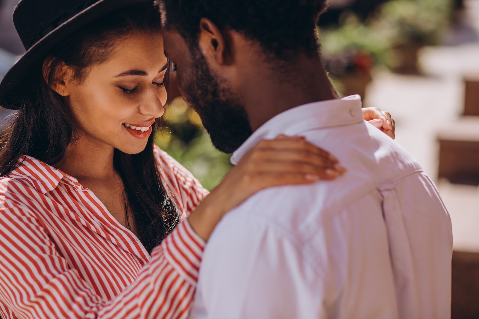 What Is Netflix and Chill? Meaning and Dating Guide
