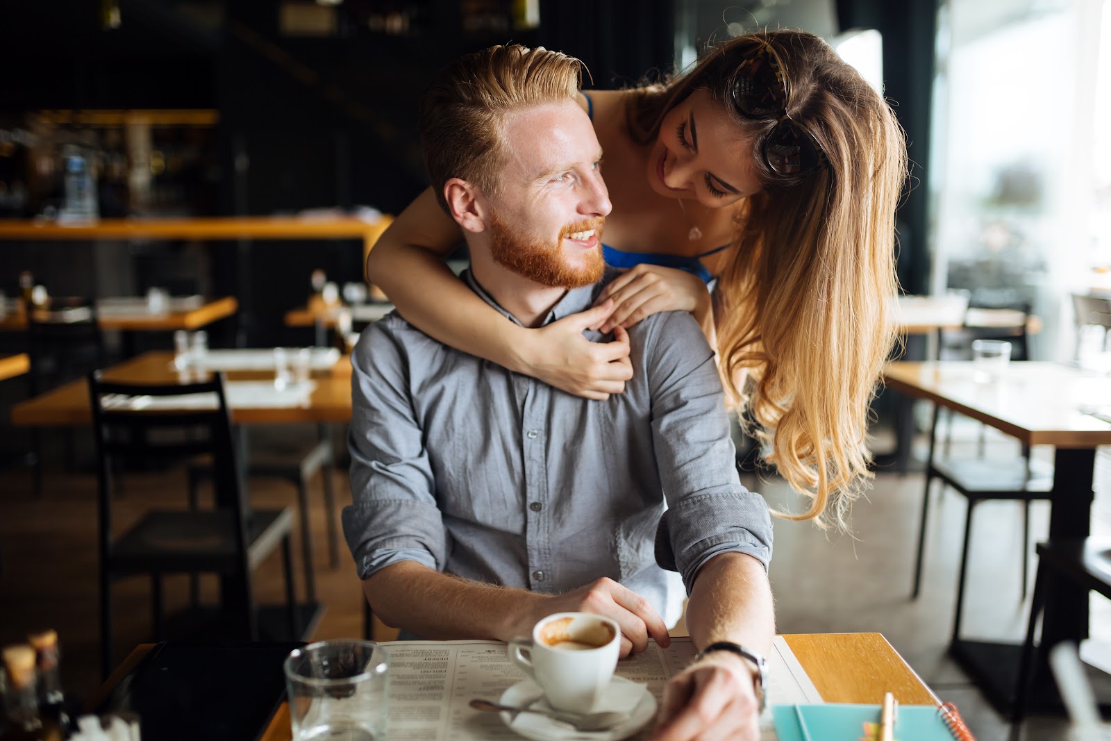 Left Swipe Meaning: What It Says When Someone Passes