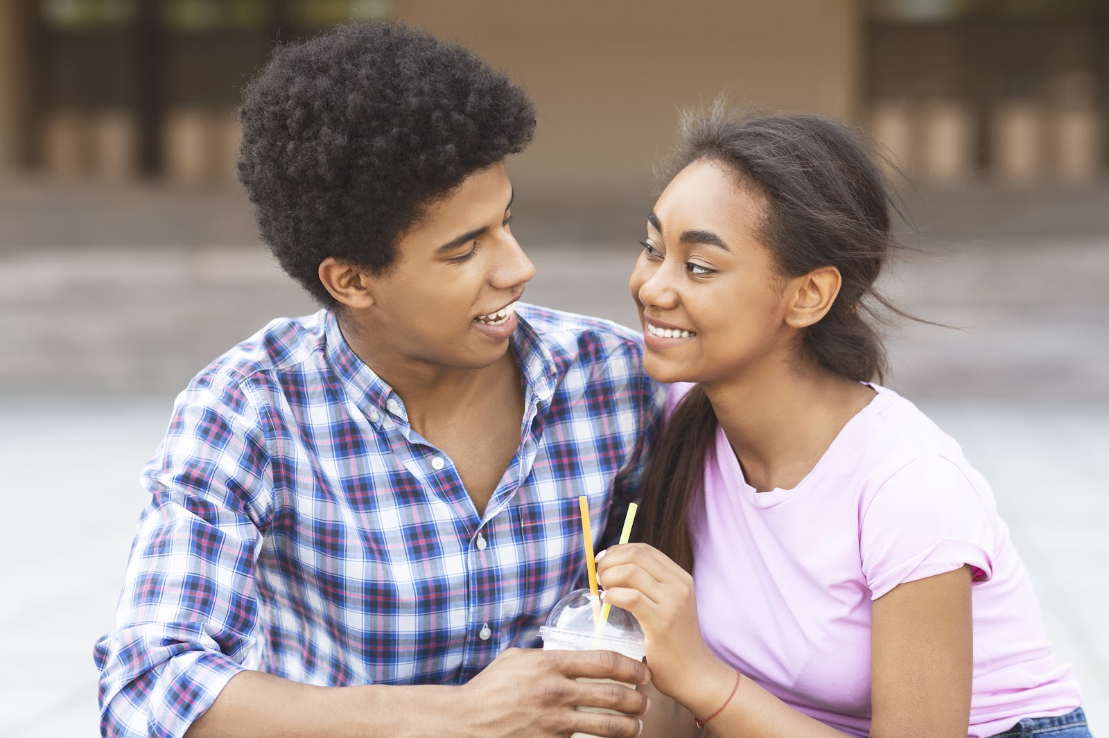 Best Pick Up Lines That Actually Work on Real Dates